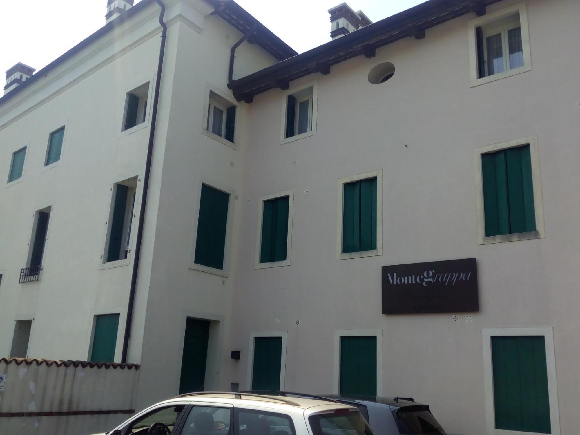 Residence Montegrappa Sandrigo Екстериор снимка